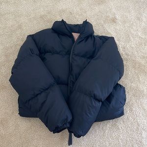 Fabletics X Madelaine Petsch Wander Puffer Jacker Size S